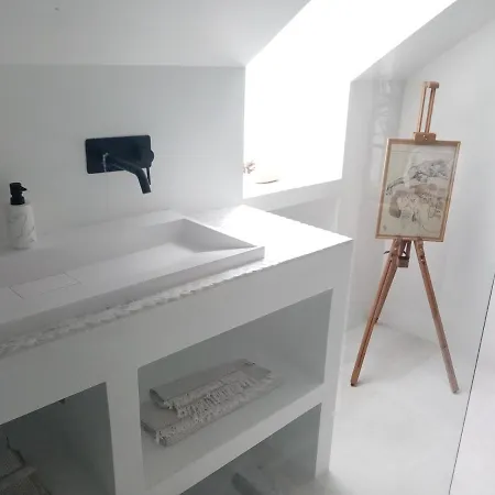 Galerie, Tumulus De La Hogue בית הארחה