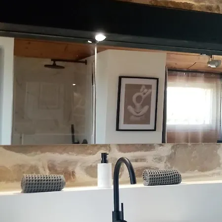 Galerie, Tumulus De La Hogue 4*