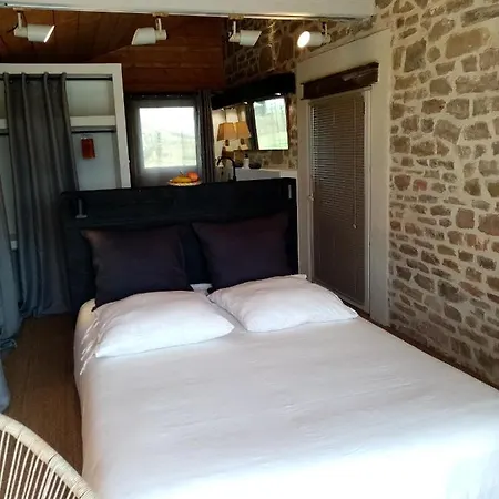 בית הארחה Galerie, Tumulus De La Hogue 4*