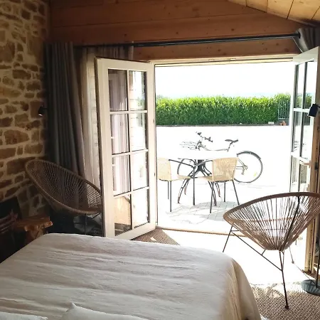 Galerie, Tumulus De La Hogue בית הארחה