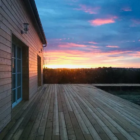 Galerie, Tumulus De La Hogue בית הארחה 4*