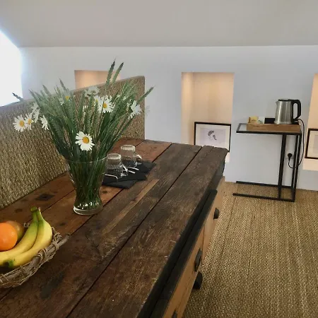 Galerie, Tumulus De La Hogue 4*