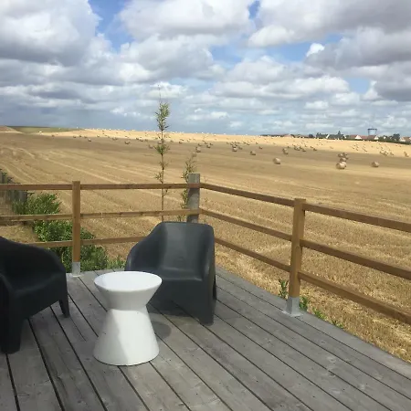 Galerie, Tumulus De La Hogue בית הארחה 4*