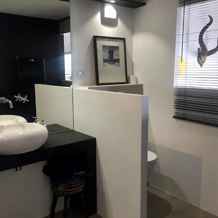 בית הארחה Galerie, Tumulus De La Hogue