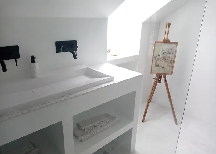 Galerie, Tumulus De La Hogue Guest house