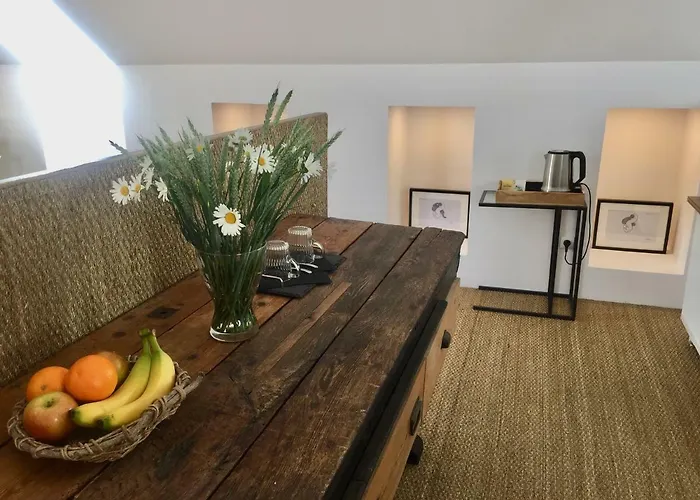 Galerie, Tumulus De La Hogue 4*